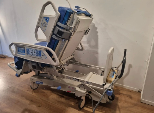 Hill-Rom P1900 Hospital Bed