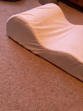 Foam leg raiser pillow cushion