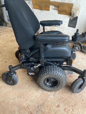 Magic Mobility Frontier V6, All-Terrain Power chair