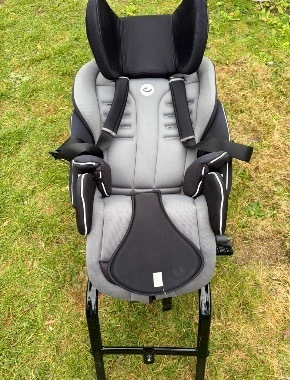 Etac/R82 Stingray Swing-Out Car Seat Size small – ISOFIX