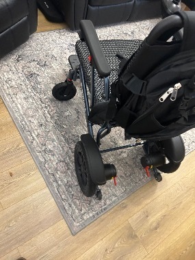 Electric wheelchair