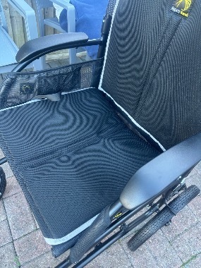 Lightweight wheelchair
